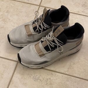 On Running Men's Black and Gray Sneakers - cloud nova